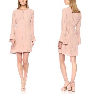 ASTR the label - Isadora Bell Sleeve Dress
